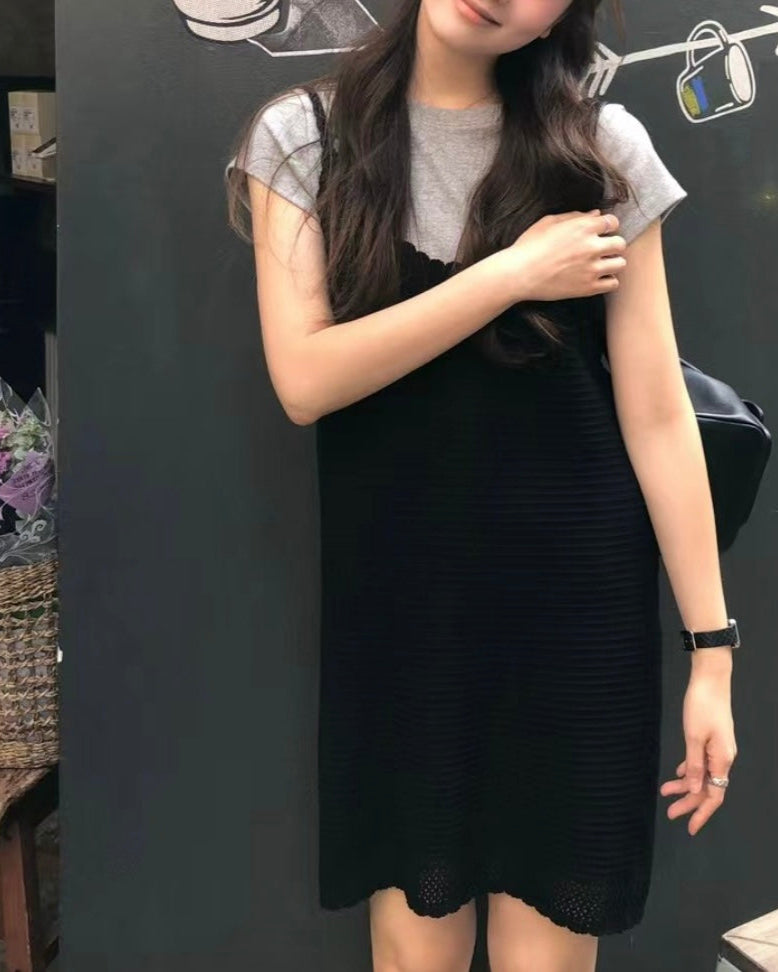 小V領針織細肩帶背心裙