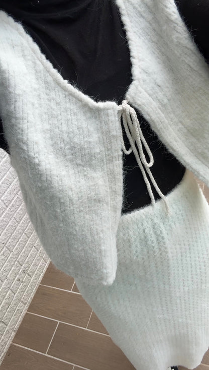 暖呼羊毛繫繩小背心